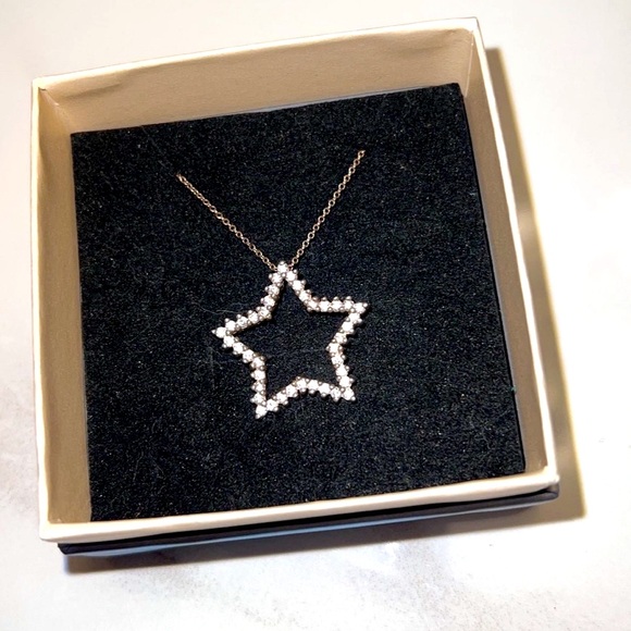 925 Sterling silver marked Star Pendanat with cubic zirconia necklace Preowned - Picture 1 of 1
